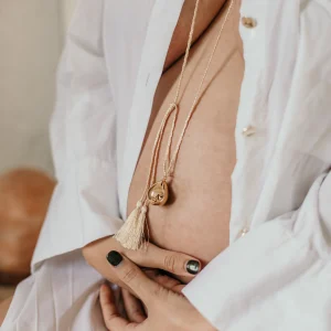 Bola de grossesse goutte LARME DE JOIE – cordon de soie