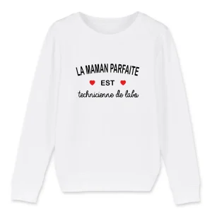 Maman parfaite technicienne de labo