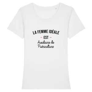 Femme idéale auxiliaire puériculture