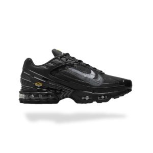 NIKE AIR MAX PLUS TN 3 SPRAY PAINT SWOOSH BLACK