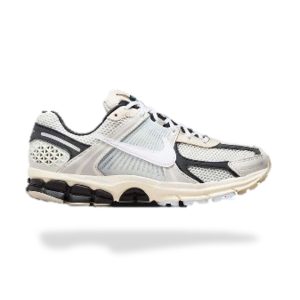 NIKE ZOOM VOMERO 5 SUPERSONIC LIGHT BONE