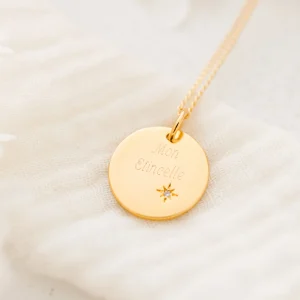 Collier personnalisé médaille ronde or sertie oxyde de zirconium MON ETINCELLE