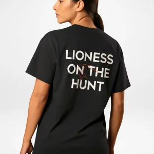 T-shirt Zetkin - Lioness on the hunt