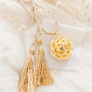 Bola de grossesse cage ROSE DE VENUS – cordon de soie