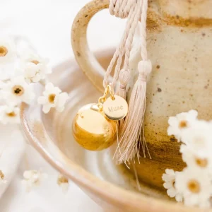 Bola de grossesse personnalisé mot doux SOUVENIR – cordon de soie